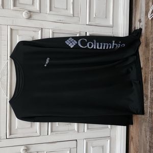 Men's large Columbia shirt